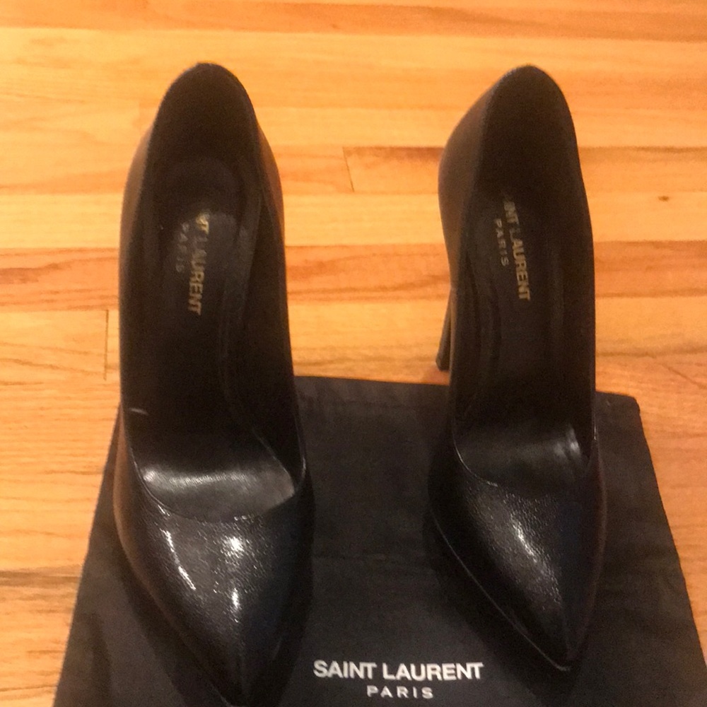 Saint Laurent Janis pumps